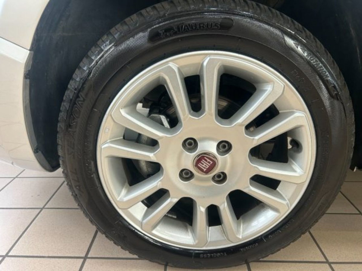 Fiat Qubo 1.4 8V 77 CV Easy (17)
