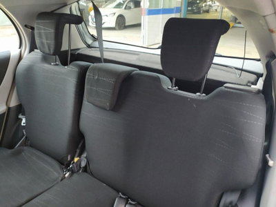 Toyota Yaris 1.0 5 porte Sol (15)