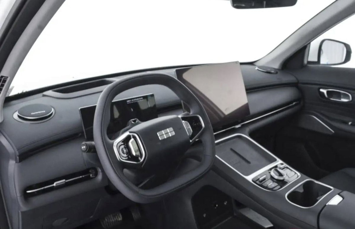 Geely Starray Starray EM-i 1.5 phev Launch Edition auto (7)
