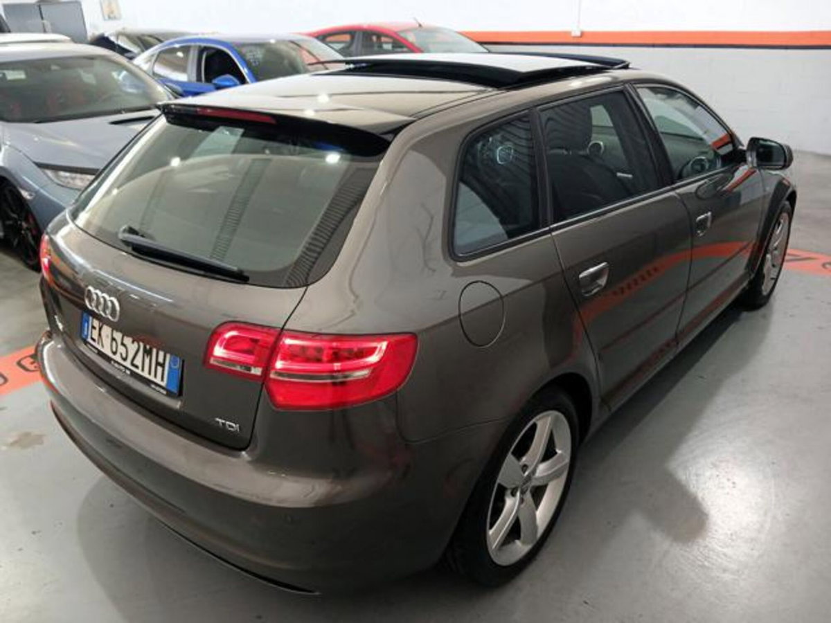Audi A3 Sportback 2.0 TDI F.AP. S tronic Attraction (5)