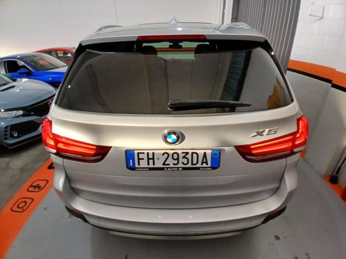 BMW X5 xDrive30d 249CV Business (18)