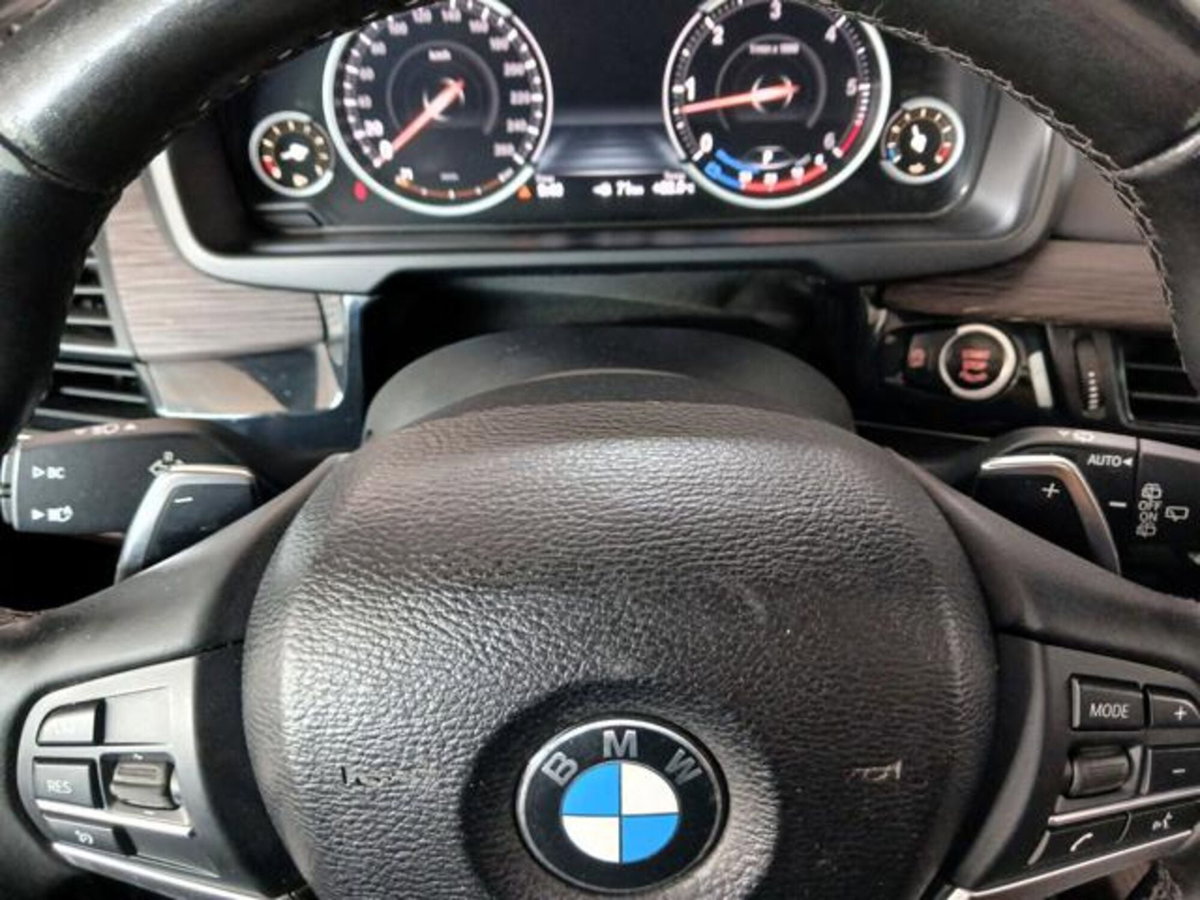 BMW X5 xDrive30d 249CV Business (9)