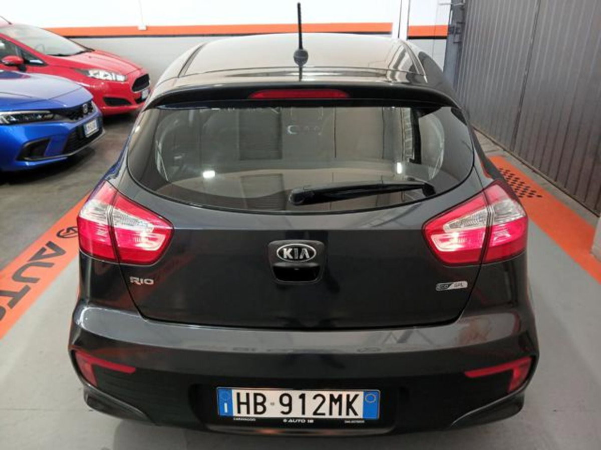 Kia Rio 1.2 CVVT 5p. ECO GPL Cool (4)