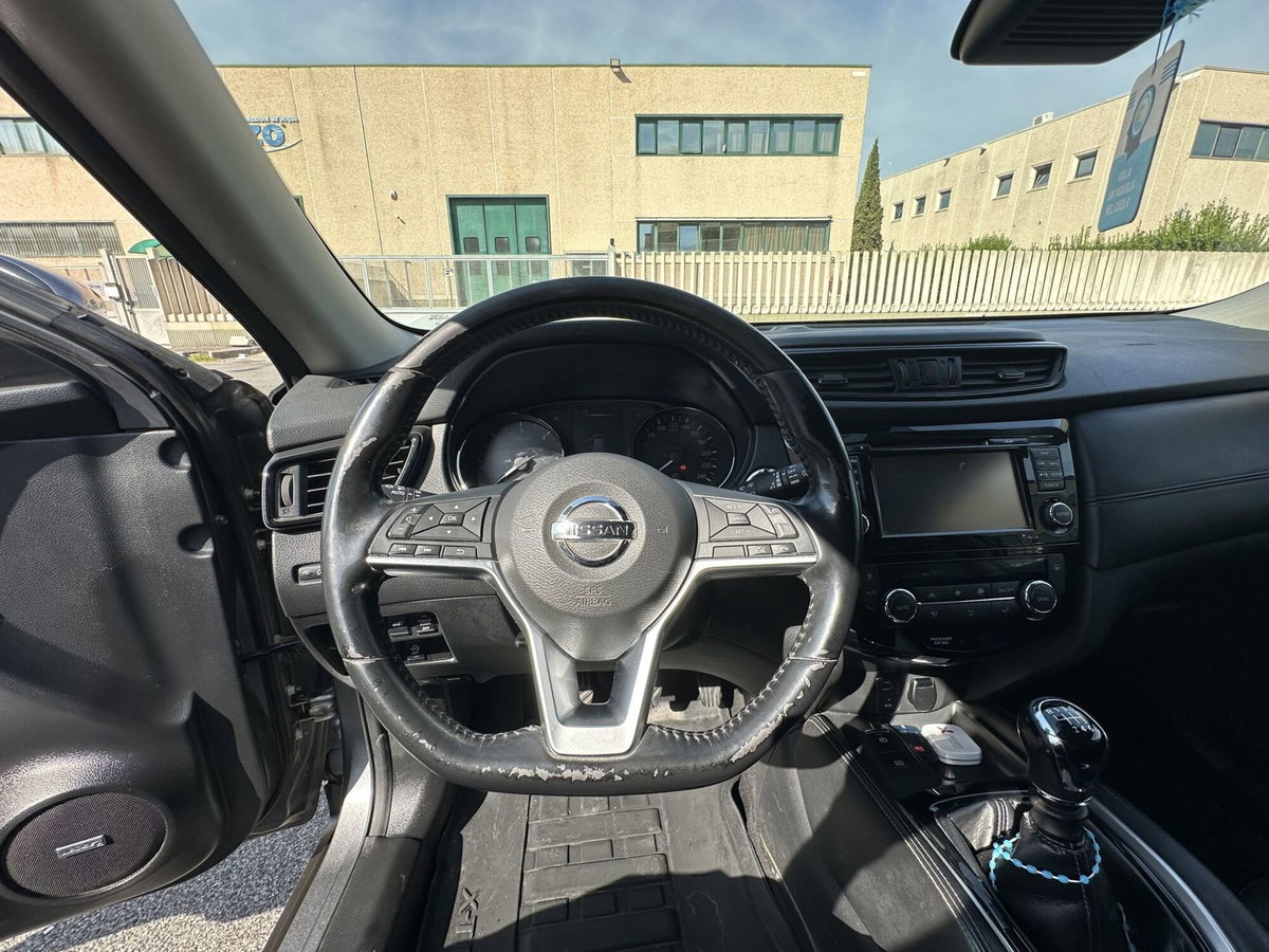 Nissan X-Trail 1.6 dCi 4WD Tekna (10)