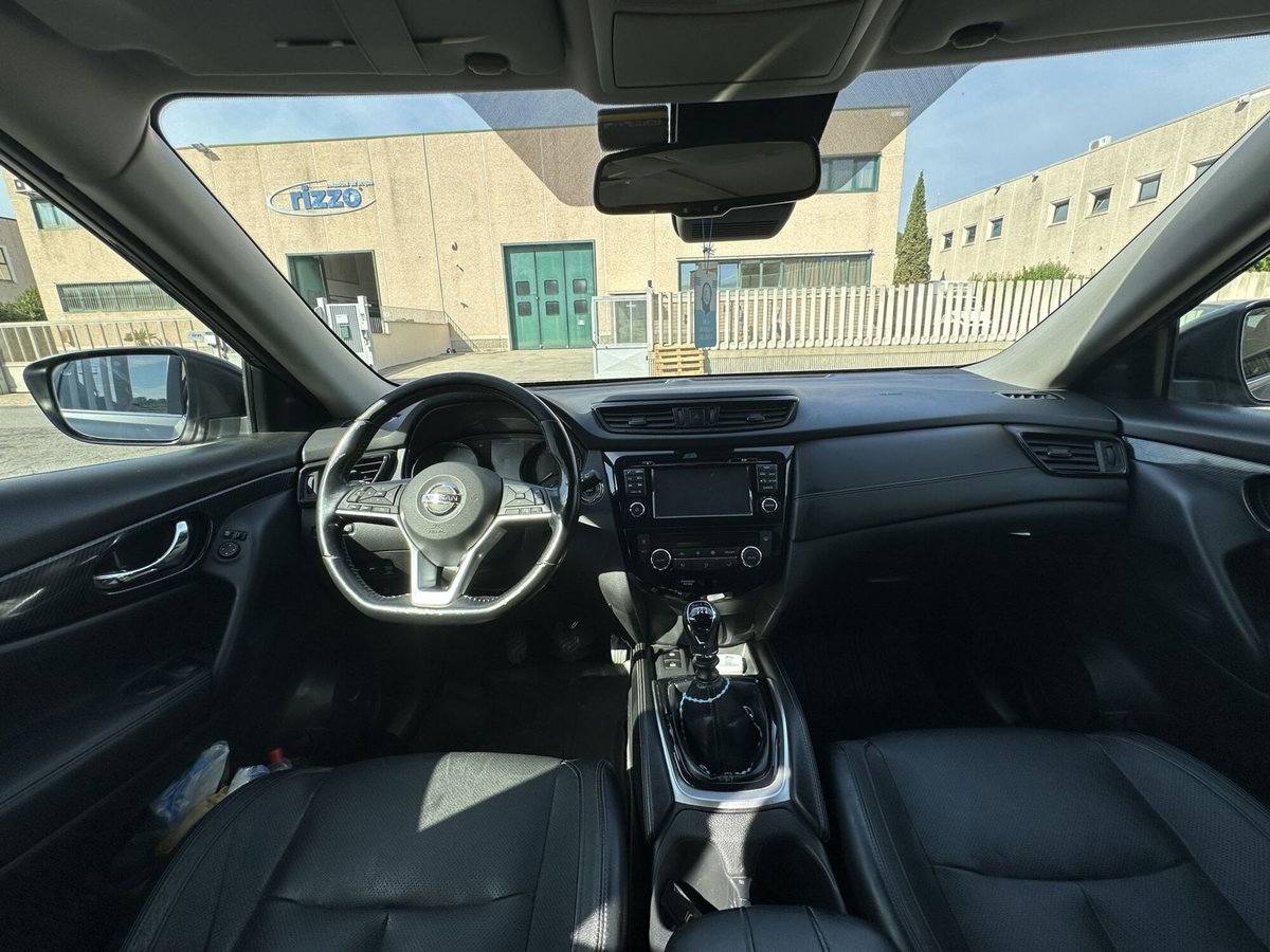 Nissan X-Trail 1.6 dCi 4WD Tekna (9)