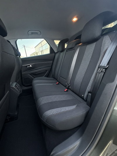Peugeot 3008 PureTech Turbo 130 S&S Allure Pack (12)