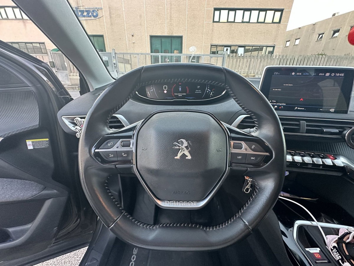 Peugeot 3008 PureTech Turbo 130 S&S Allure Pack (9)