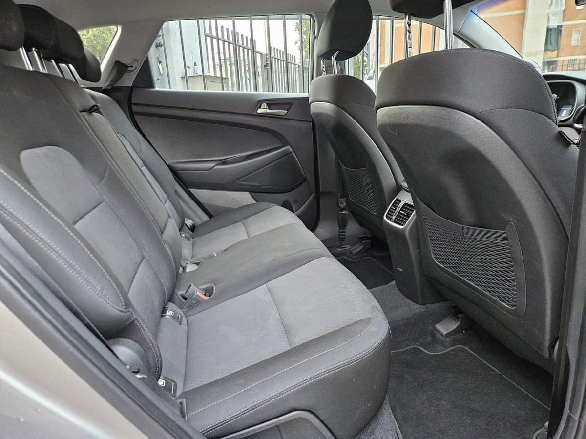 Hyundai Tucson 1.6 GDI XTech (12)