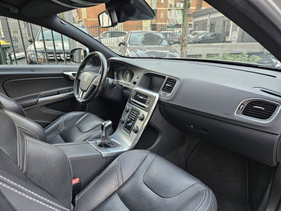Volvo V60 D2 Dynamic Edition (10)