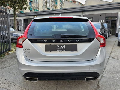 Volvo V60 D2 Dynamic Edition (4)