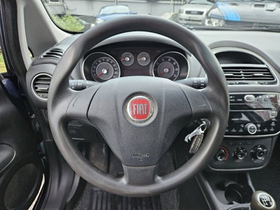 Fiat Punto 1.4 8V 5 porte Easypower Street (13)