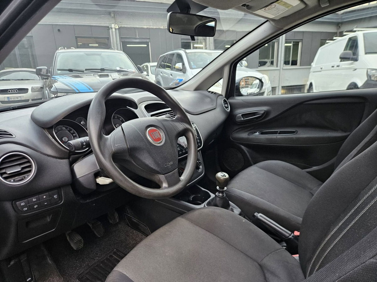 Fiat Punto 1.4 8V 5 porte Easypower Street (7)