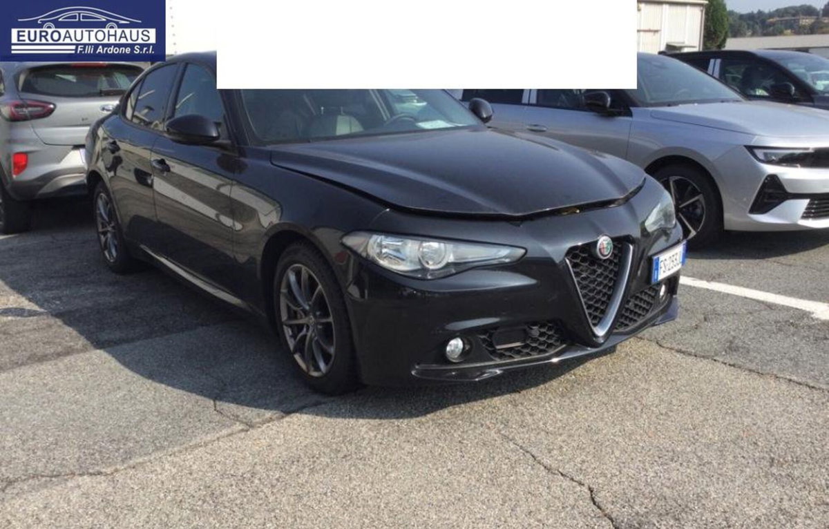 Alfa Romeo Giulia 2.2 Turbodiesel 180 CV AT8 Super