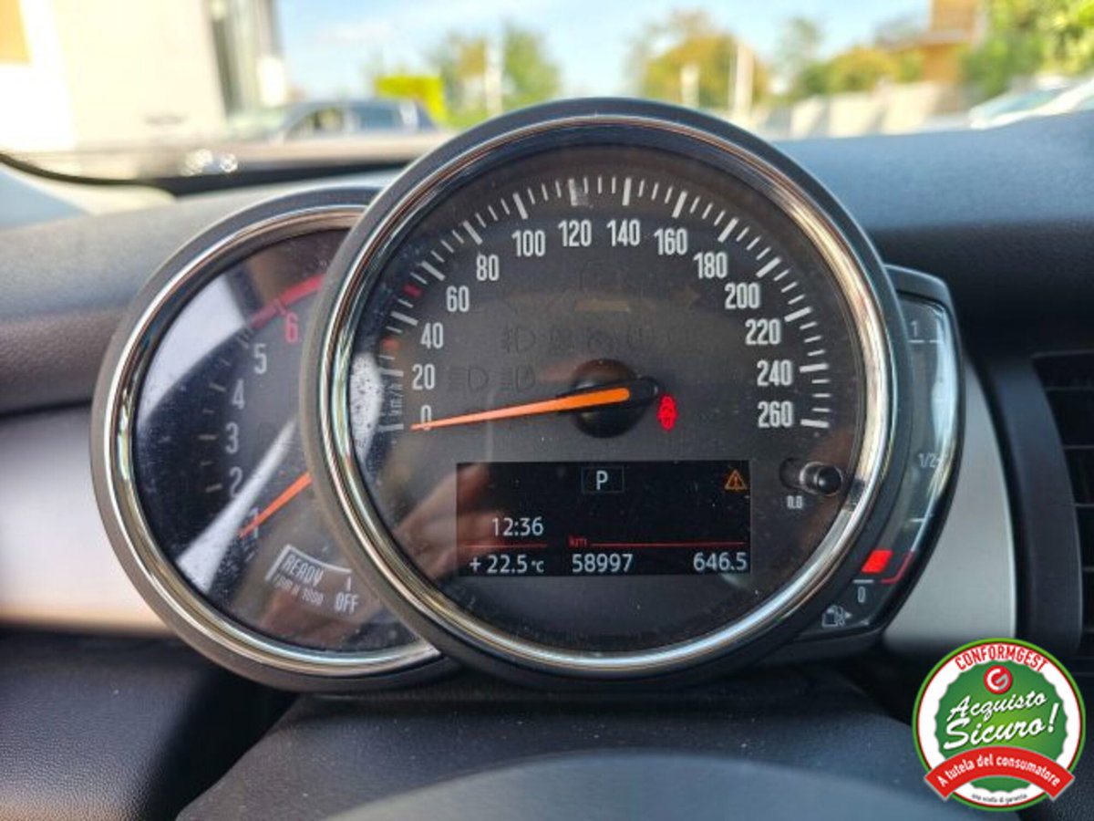 MINI Mini 1.5 Cooper D Hype (15)