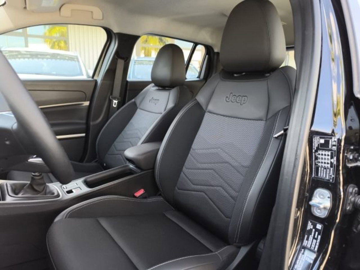Jeep Avenger 1.2 turbo Altitude fwd 100cv (9)