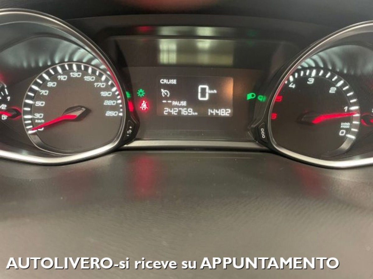 Peugeot 308 SW 1.6 e-HDi 115 CV Stop&Start Business (13)