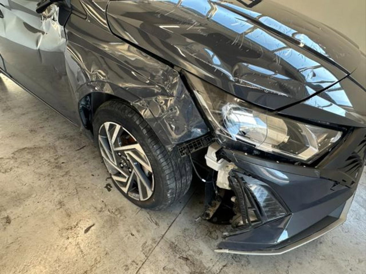 Hyundai i20 1.2 mpi Connectline mt (11)