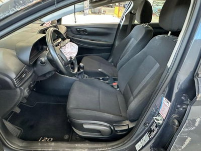 Hyundai i20 1.2 mpi Connectline mt (12)
