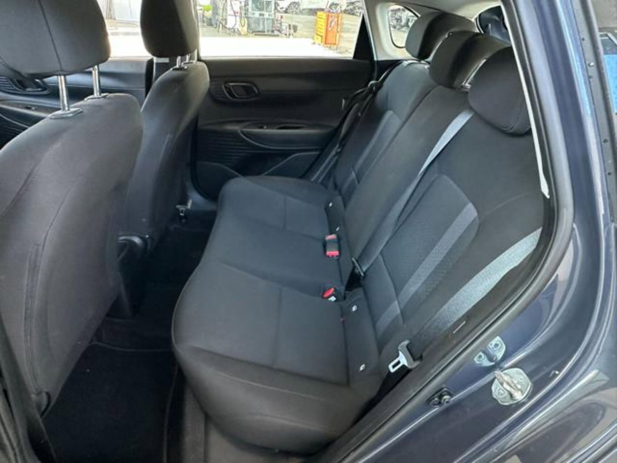 Hyundai i20 1.2 mpi Connectline mt (13)