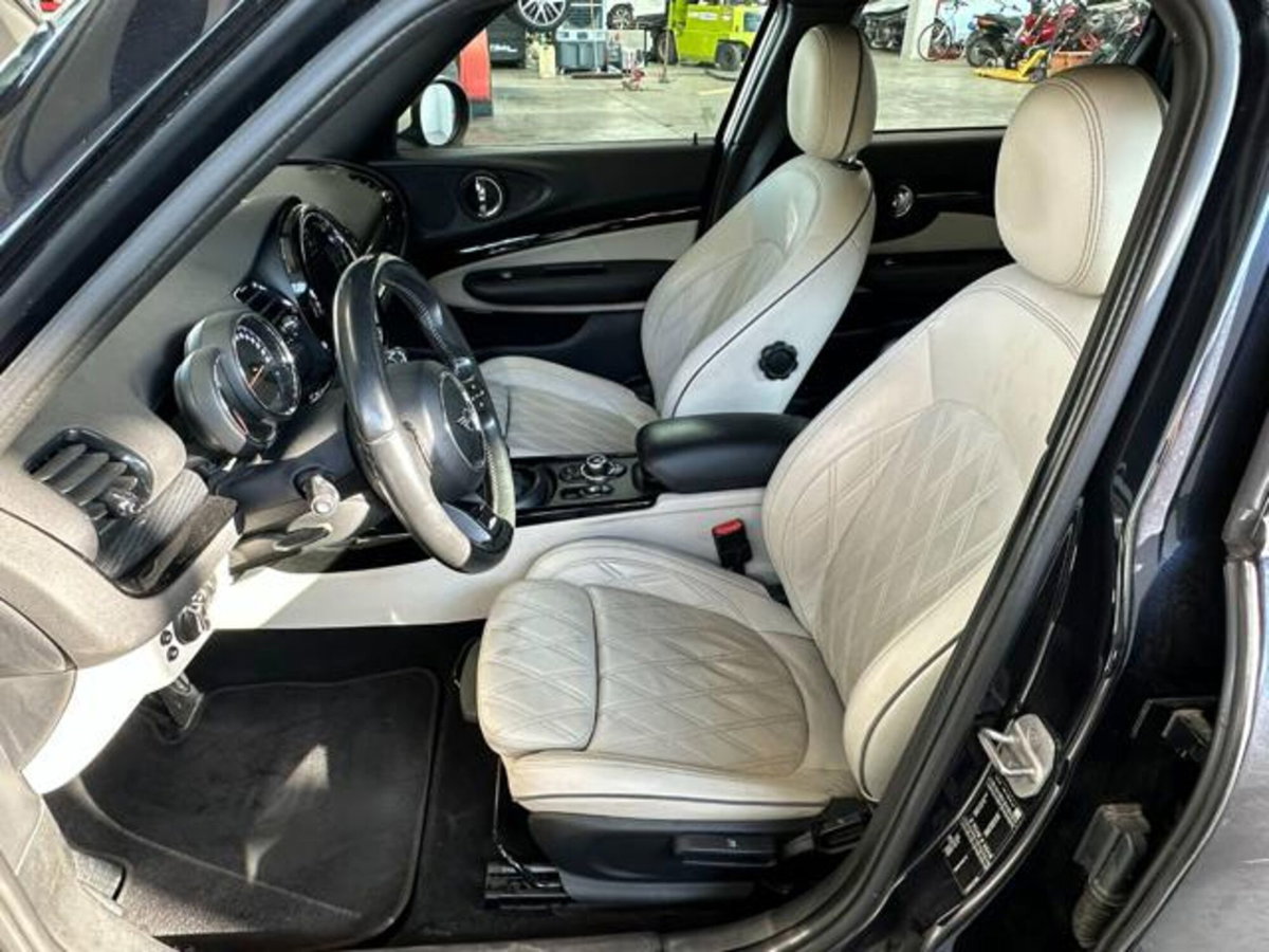 MINI Mini Clubman 2.0 Cooper SD JCW Clubman (10)