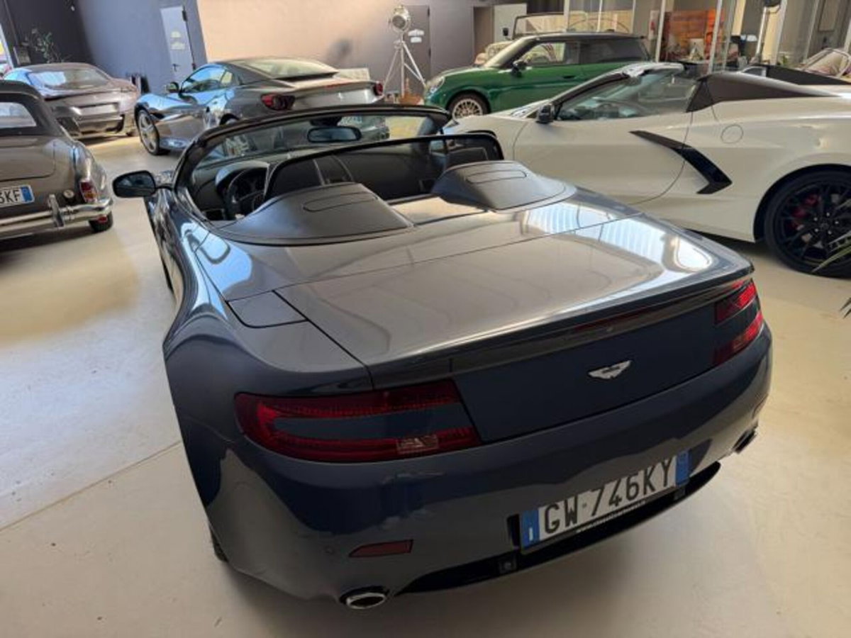 Aston Martin V8 Vantage Cabrio V8 Vantage Roadster (4)