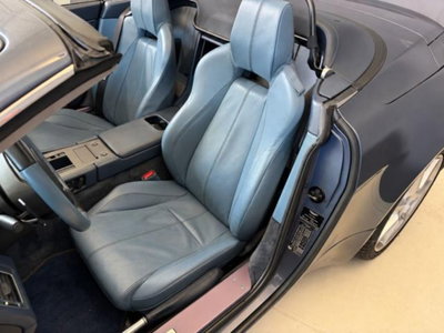 Aston Martin V8 Vantage Cabrio V8 Vantage Roadster (8)