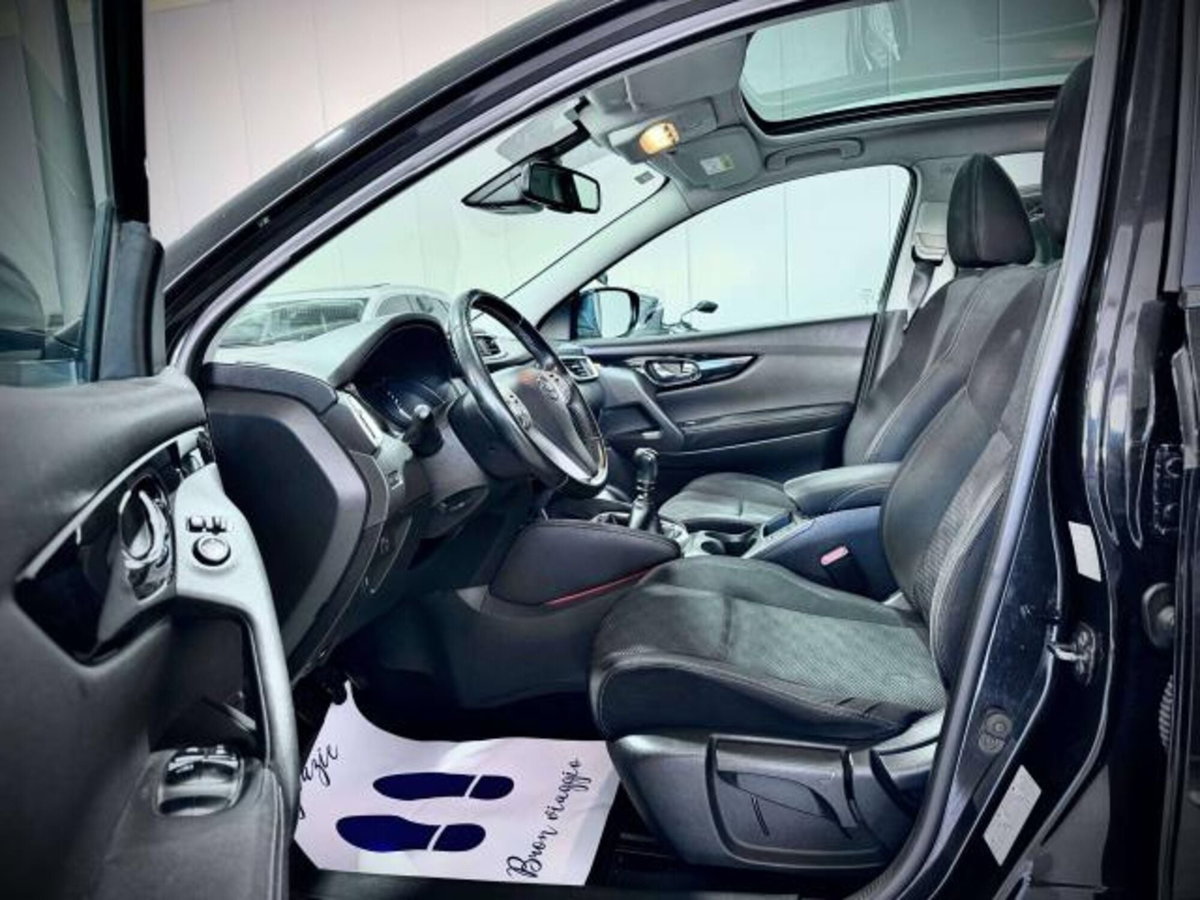 Nissan Qashqai 1.6 dCi DPF Tekna (8)