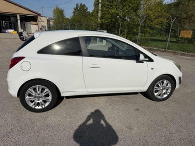 Opel Corsa 1.3 CDTI 95CV F.AP. 3 porte b-color (18)