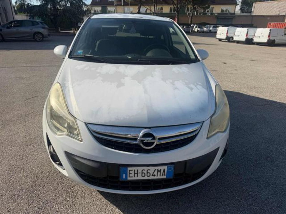 Opel Corsa 1.3 CDTI 95CV F.AP. 3 porte b-color (2)