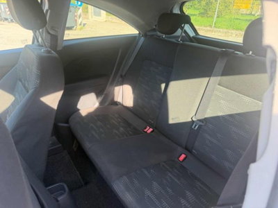 Opel Corsa 1.3 CDTI 95CV F.AP. 3 porte b-color (4)