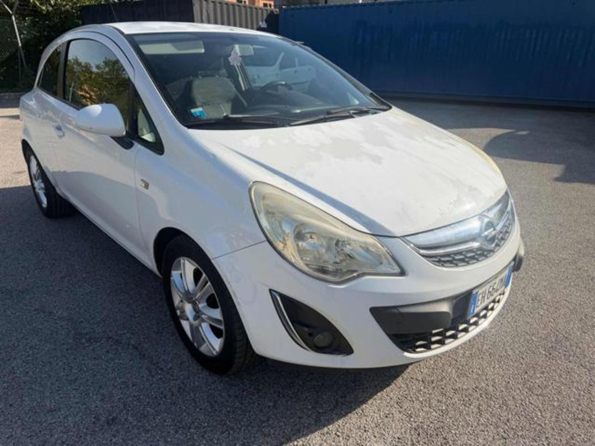 Opel Corsa 1.3 CDTI 95CV F.AP. 3 porte b-color (7)