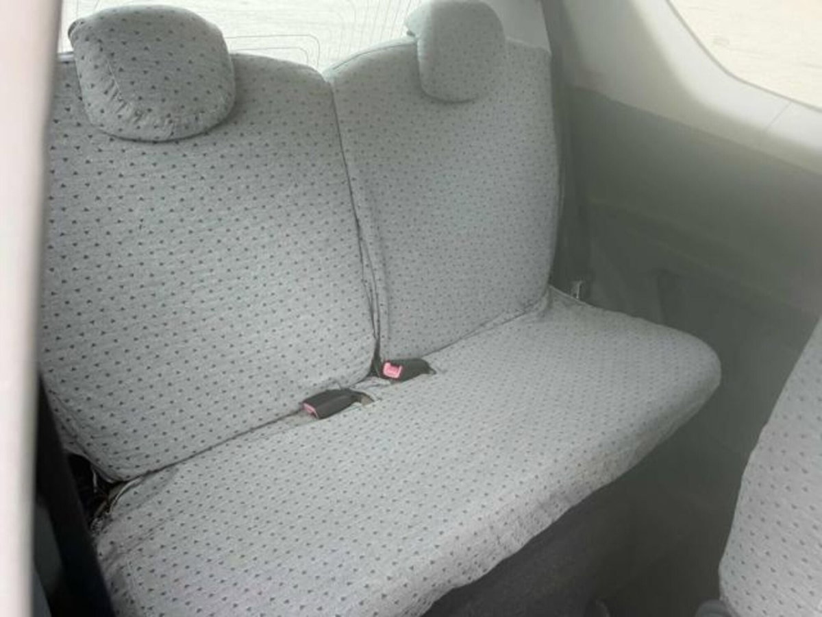 Peugeot 107 68CV 3p. Sweet Years (4)