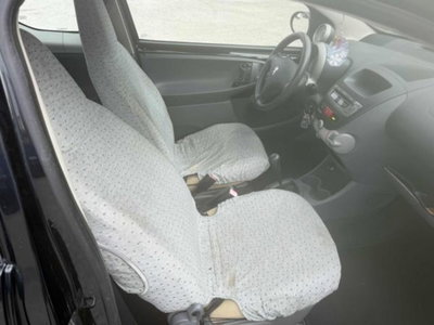 Peugeot 107 68CV 3p. Sweet Years (5)