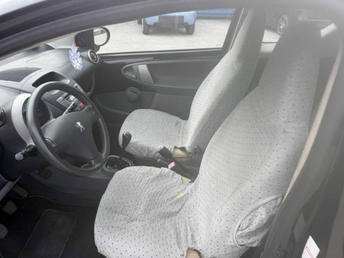 Peugeot 107 68CV 3p. Sweet Years (9)