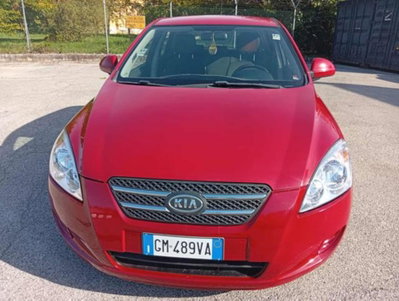 Kia cee'd 1.4 109CV 5p. EX (14)