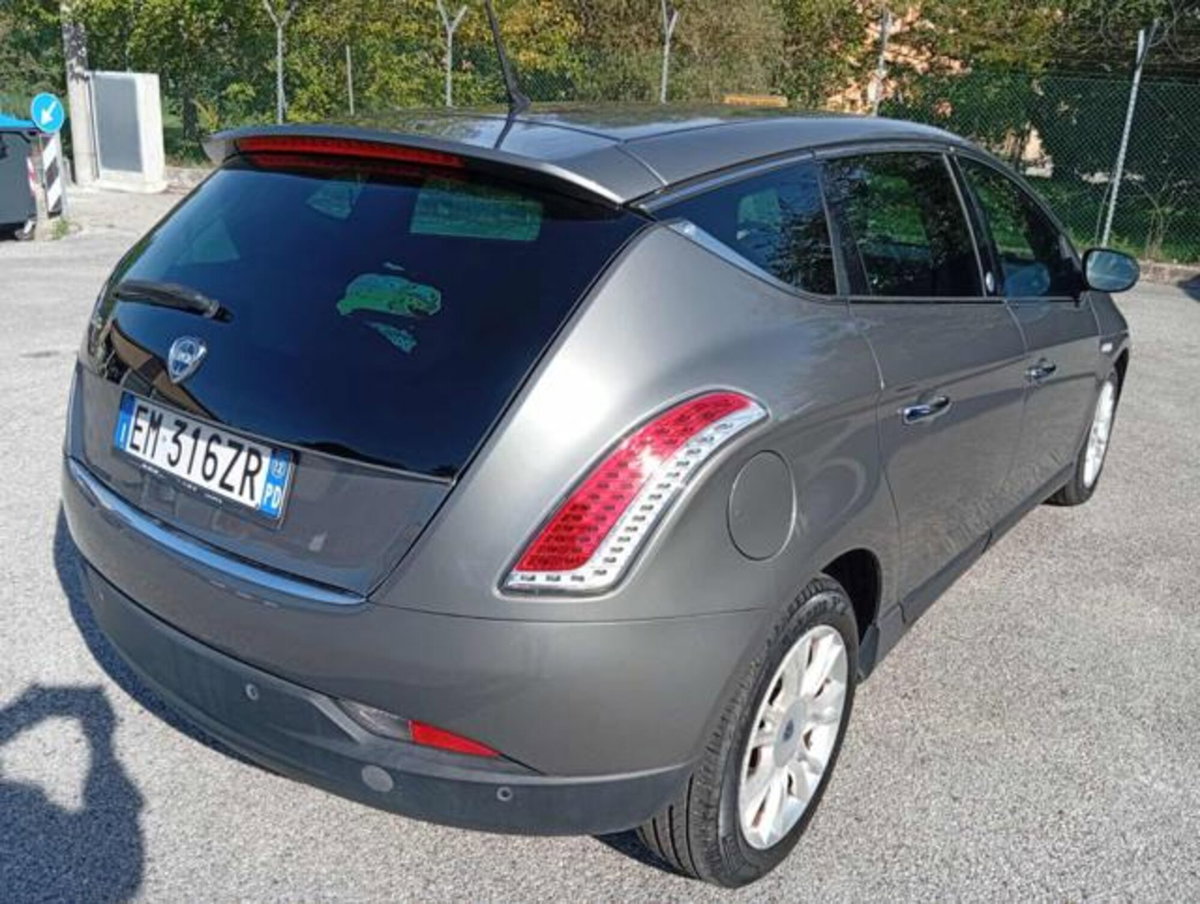 Lancia Delta 1.4 T-Jet 120 CV Gold Ecochic GPL (14)