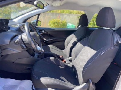 Peugeot 208 100 3 porte Allure (10)