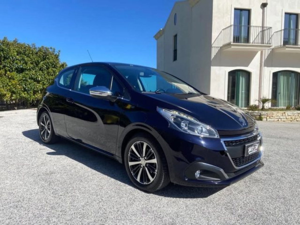 Peugeot 208 100 3 porte Allure (8)