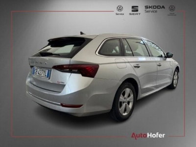 Skoda Octavia Station Wagon 2.0 TDI CR DSG Wagon Executive (3)
