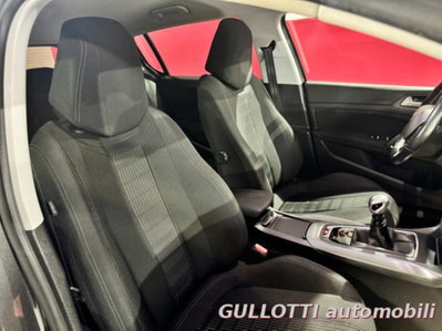 Peugeot 308 BlueHDi 120 S&S Allure (18)