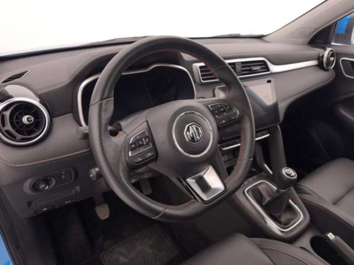 Mg ZS ZS 1.0 Luxury (10)