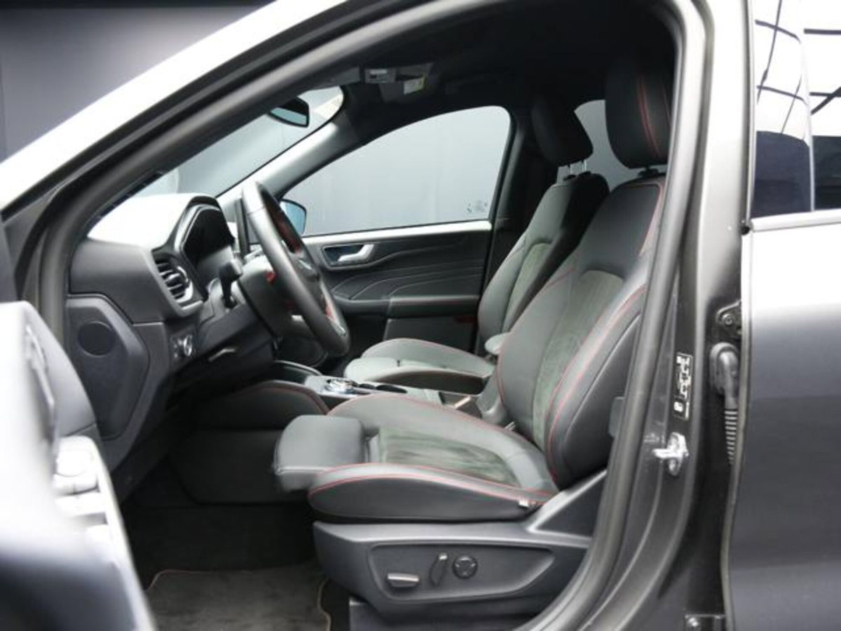 Ford Kuga 2.5 Plug In Hybrid 225 CV CVT 2WD ST-Line (10)
