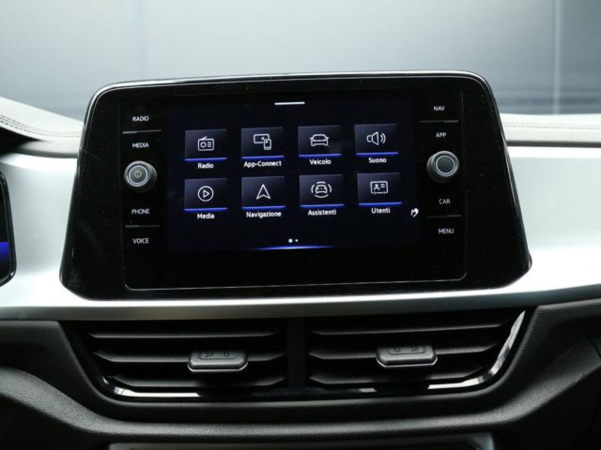Volkswagen T-Roc 1.0 TSI Life (14)