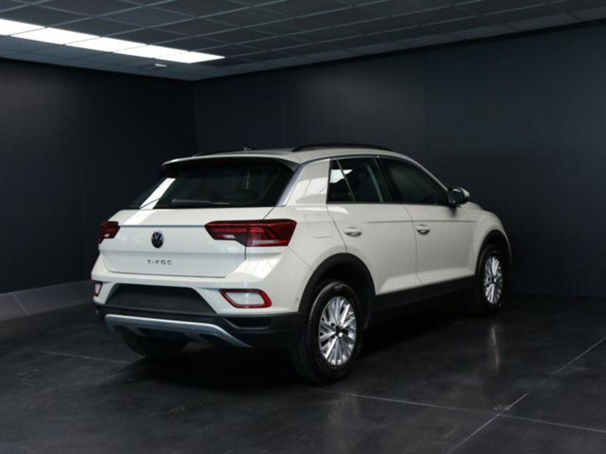 Volkswagen T-Roc 1.0 TSI Life (3)