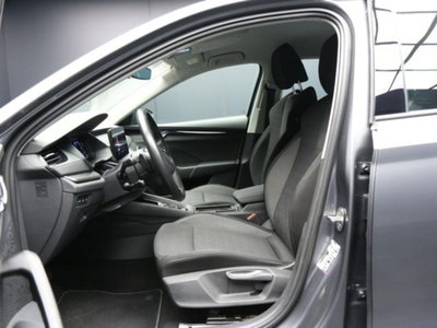 Skoda Octavia Station Wagon 2.0 TDI EVO SCR DSG Wagon Executive (9)