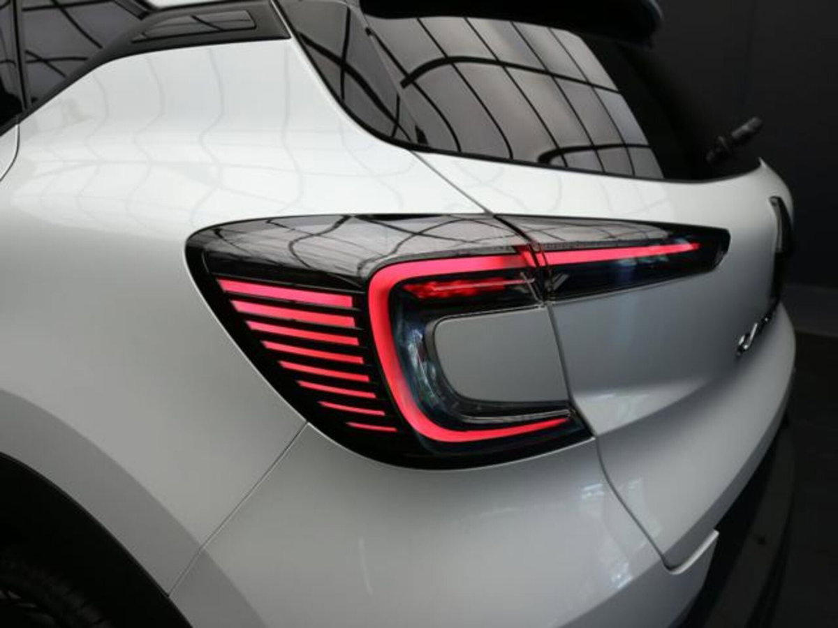Renault Captur 1.2 eco-g Techno 120cv (11)