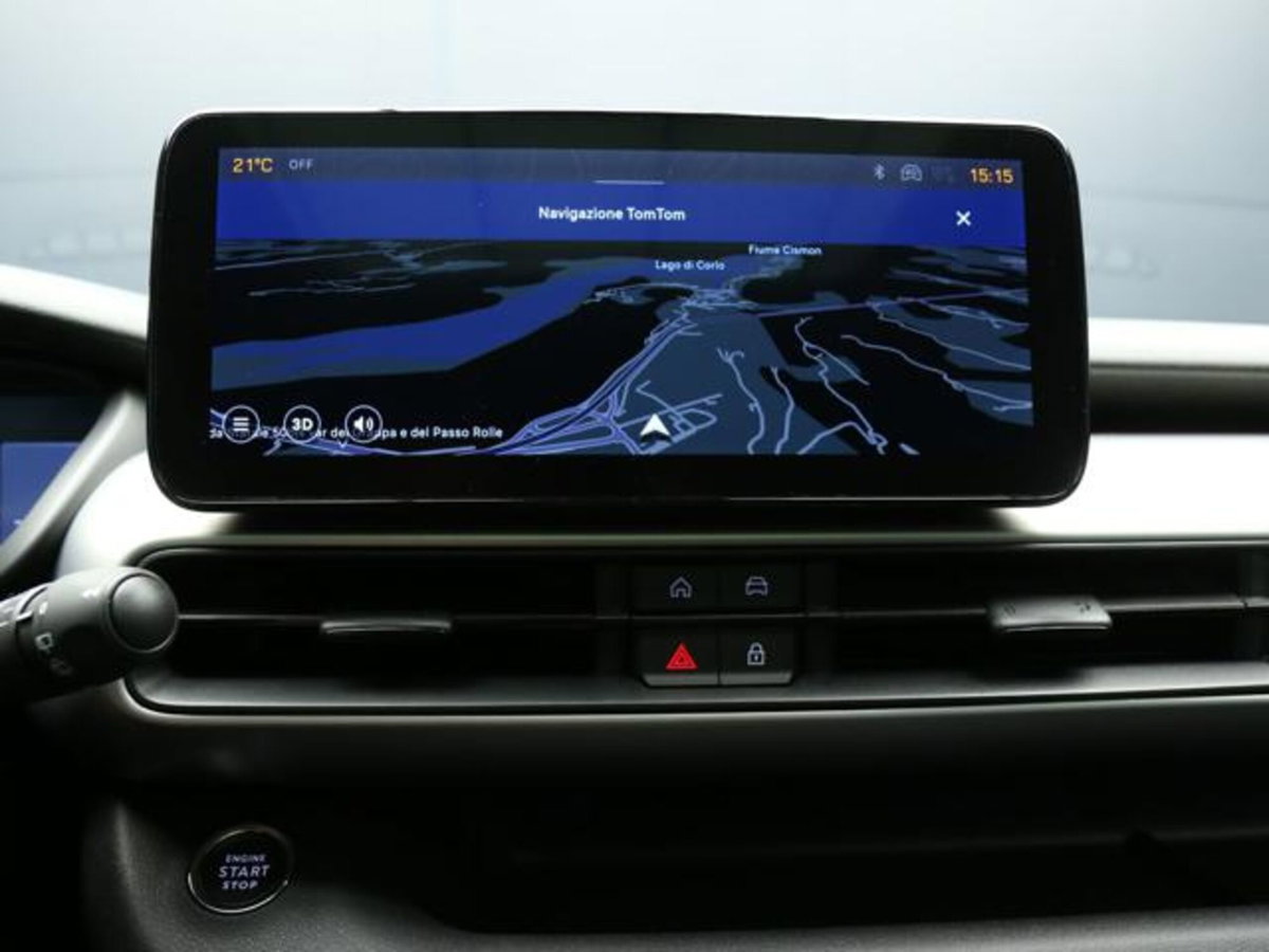 Jeep Avenger 1.2 turbo e-hybrid mhev Summit fwd 110cv edct6 (14)