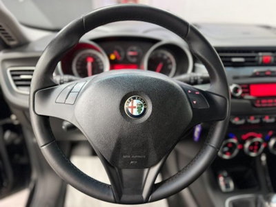 Alfa Romeo Giulietta 1.4 Turbo Distinctive 120cv (18)