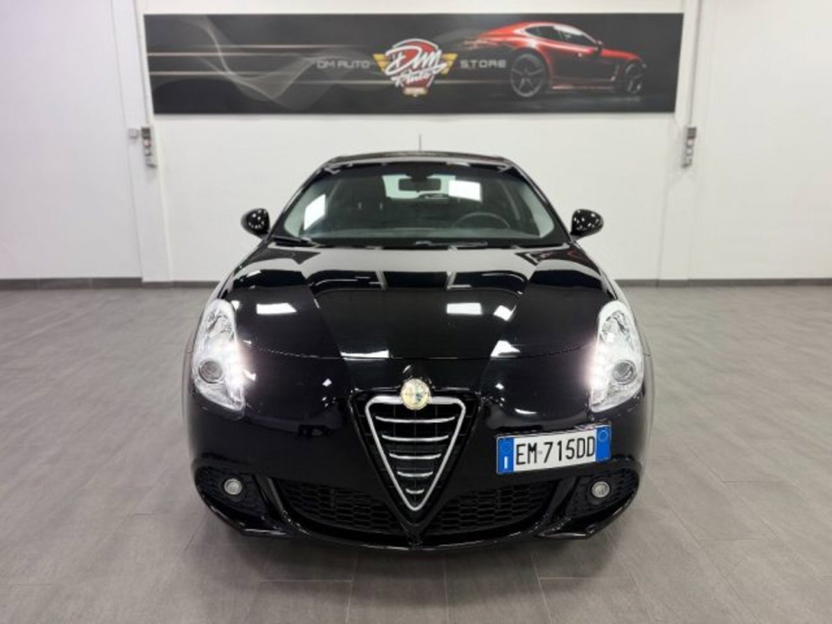 Alfa Romeo Giulietta 1.4 Turbo Distinctive 120cv (2)