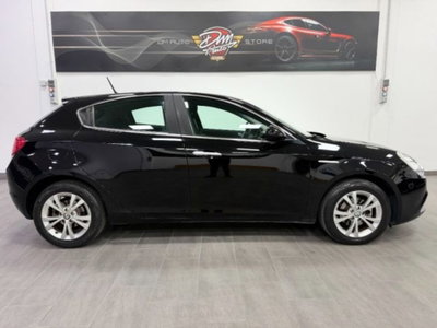 Alfa Romeo Giulietta 1.4 Turbo Distinctive 120cv (4)
